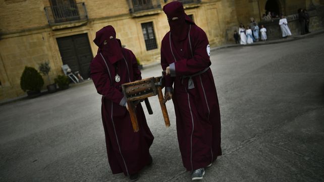 Imágenes de la procesión de Semana Santa alrededor del mundo