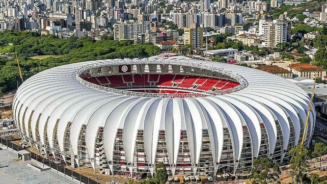 El estadio Beira Rio de Porto Alegre sufrió las secuelas de la inundación