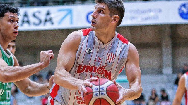 Unión cerró el año con un sólido triunfo ante Argentino de Junín en el Malvicino