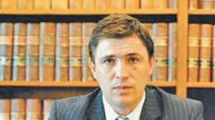 Prometen desempolvar las causas de corrupción policial