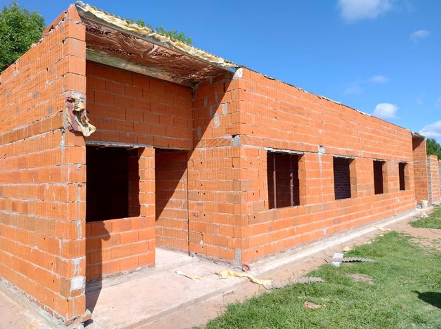 Avanza la construcción de viviendas sociales en Murphy
