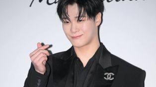 Investigan la muerte del cantante surcoreano Moonbin, hallado sin vida en su casa de Seúl.