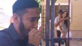 Sorprende con una serenata a su ex y llora al ver que tiene un nuevo amor