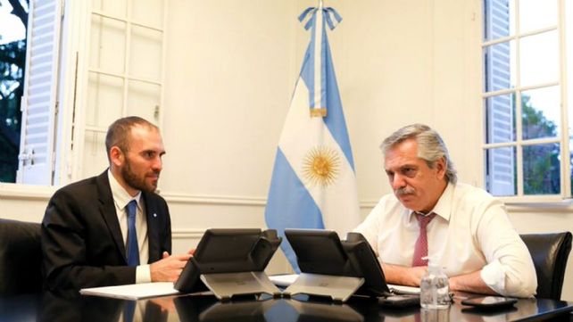 Mart&iacute;n Guzm&aacute;n, ex ministro de Econom&iacute;a y Alberto Fern&aacute;ndez, Presidente de la Naci&oacute;n.