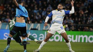 Las chances que tiene Jorge Almirón de meter mano en el equipo para el partido ante Racing