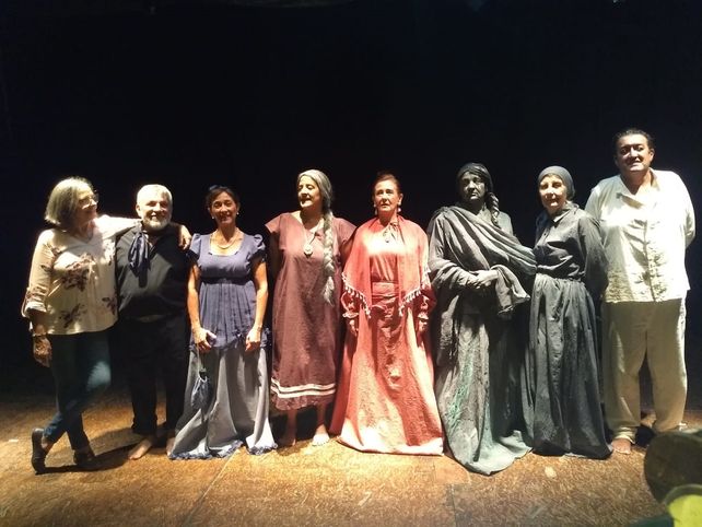 Historias de cinco mujeres diluidas y sesgadas por la historia oficial