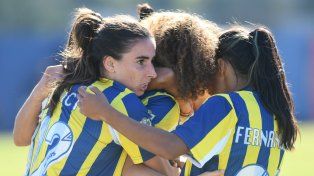 Las jugadoras de Central metieron el quinto triunfo consecutivo y se ilusionan con el título.