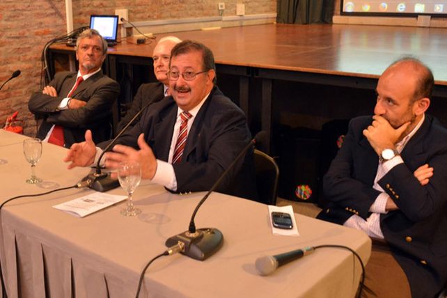 Cappiello puso en marcha una jornada sobre Gestión en Salud