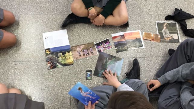 Para la educadora, la verdadera revolución educativa tiene que pasar por el cuerpo de los estudiantes.