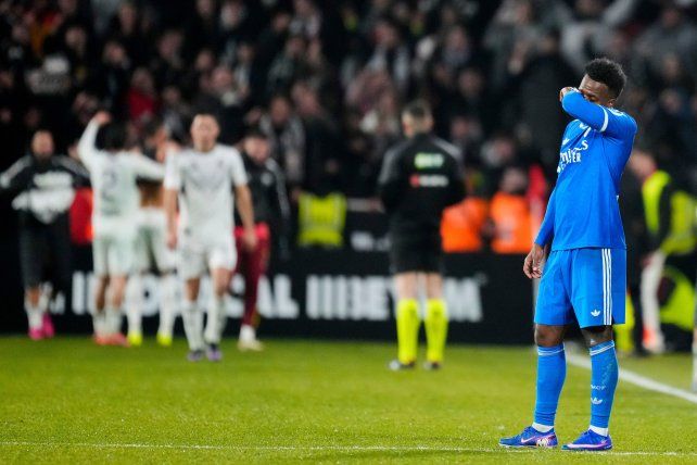 La nueva era del Real Madrid arrancó con una derrota ante Albacete, de la segunda división