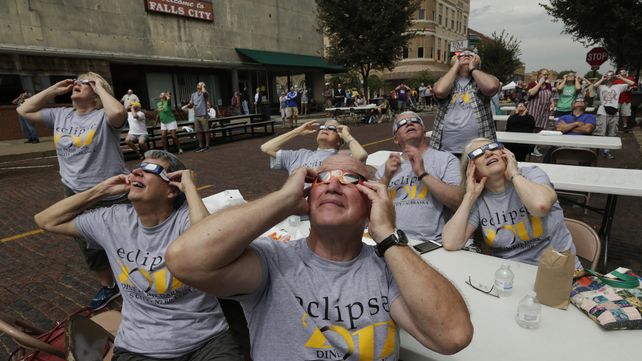 Así se vio el eclipse solar en Estados Unidos