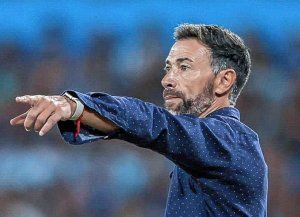 Kily González comenzó a acomodar sus números como DT de Unión