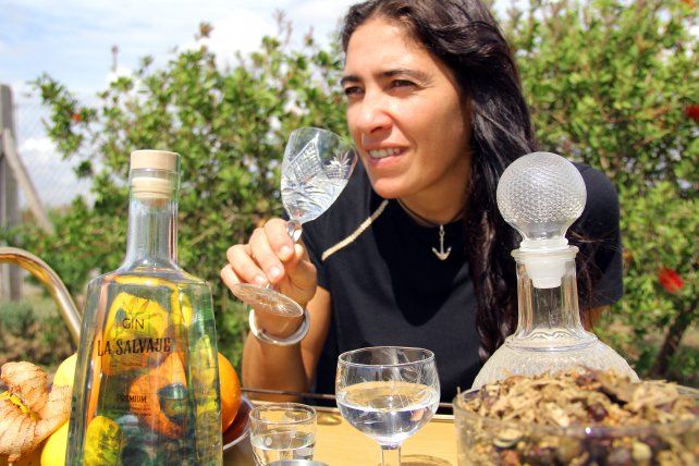 Valeria consideró que la gente adoptó el gin “a partir de estas fórmulas distintas, modernas, más aromáticas y más amables”.