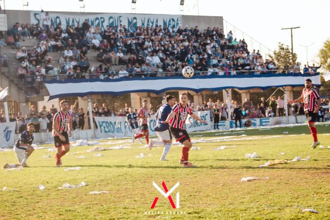 Empate. Chañarense e Independiente no vieron tan mal sumar un punto.