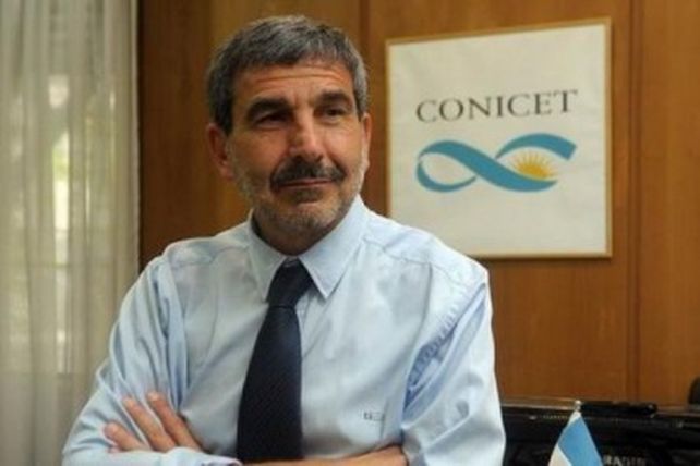 Salvarezza deja su cargo el 9 de diciembre.