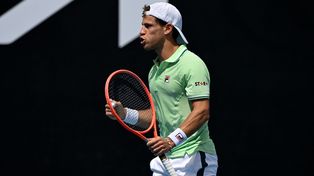 Contundente. Diego Schwartzman﻿ ganó los tres sets para pasar a la siguiente fase. Fue por 6-3, 6-4 y 7-5, tras dos horas y 27 minutos de juego.