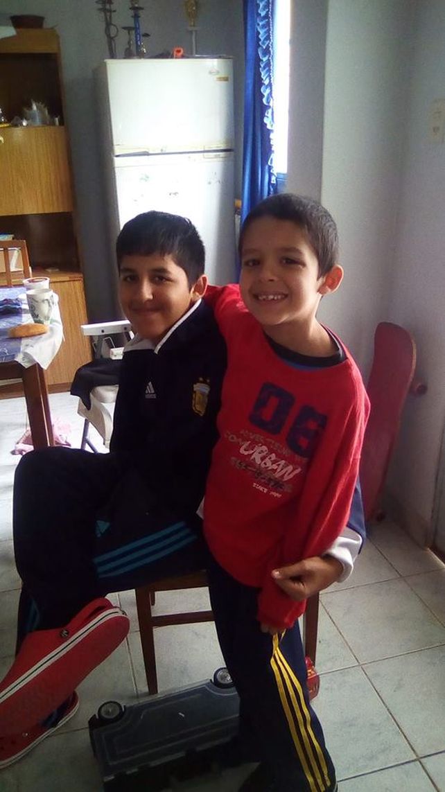 Estos dos hermanitos también se sumaron. 