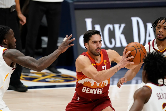 Campazzo volvió a jugar en el éxito de Denver ante Cleveland