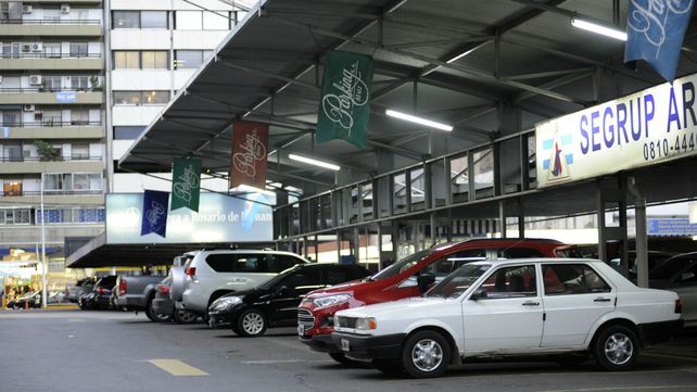 El Concejo analiza cambiar el régimen de tarifas en los estacionamientos.