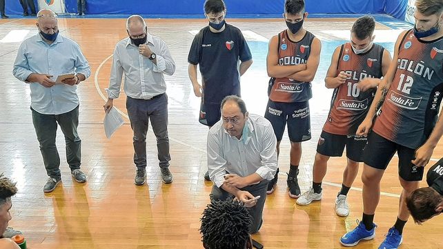 Colón regresa después de un mes a la Liga Argentina