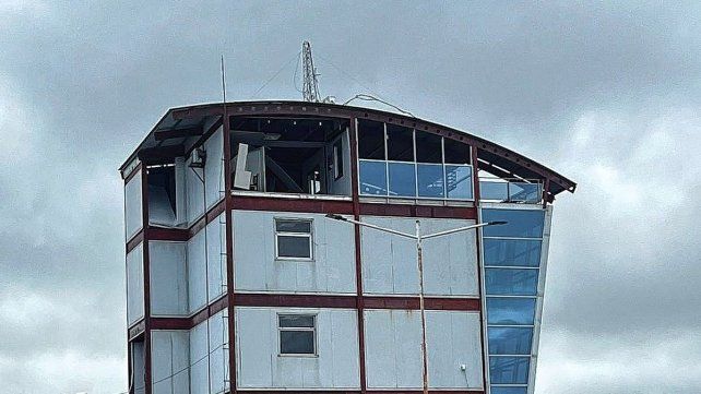 Los daños más importantes se registraron sobre la torre principal del autódromo uruguayense.