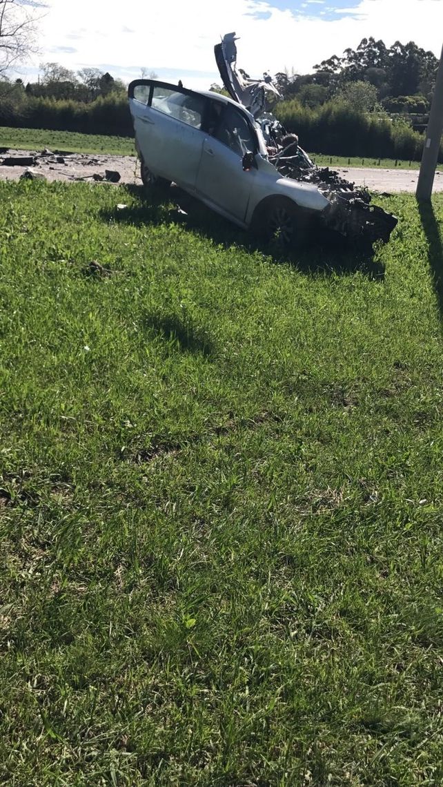 Uruguay: tres argentinos murieron en un violento choque frontal