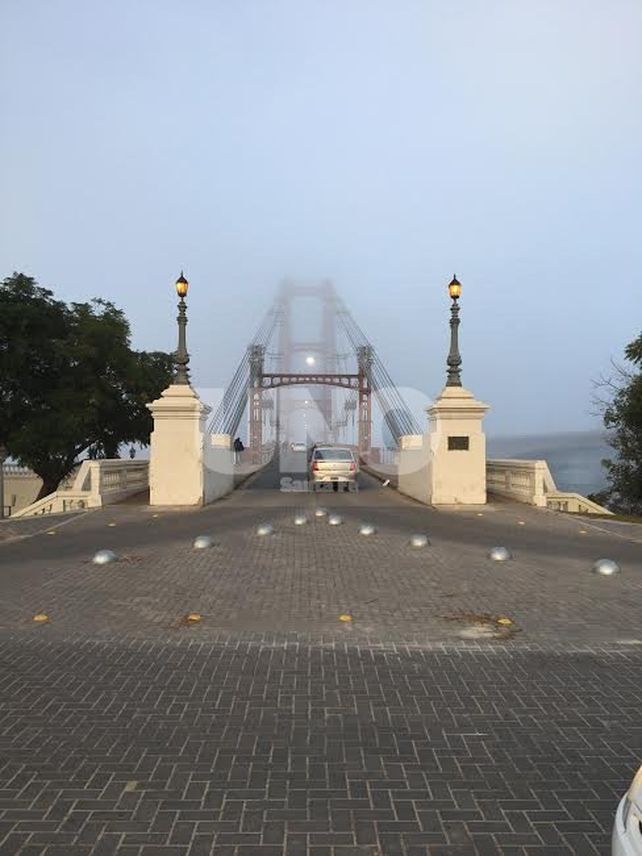 Así se veía el Puente Colgante a plena tarde del viernes: las imágenes