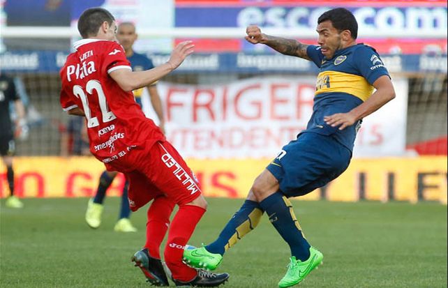 El jugador de Argentinos Juniors sufrió una fractura expuesta de tobillo.