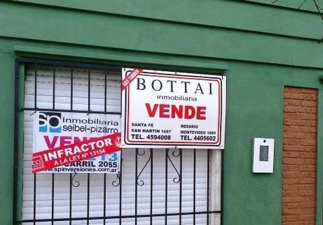 Un martillero hará acciones legales por los escraches