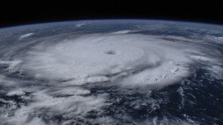 Una imagen de la Nasa del huracán Beryl visto desde la Estación Espacial Internacional.