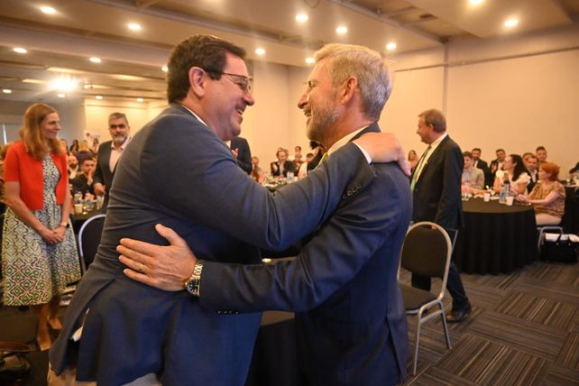 La presencia de Vallejos aportó una mirada estratégica sobre la gestión local y fortaleció el intercambio federal entre referentes municipales de todo el país.