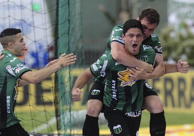 Nueva Chicago ganó y no le alcanzó