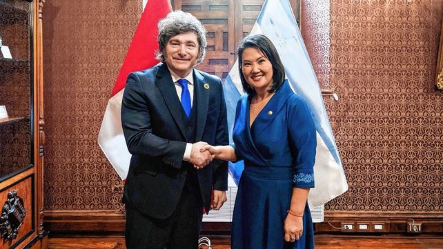 Milei se reunió: el presidente argentino se encontró con Keiko Fujimori en Lima antes de su asunción.