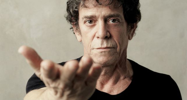 Lou Reed Remembered y Rock and Roll Heart se pueden ver por YouTube con subtítulos en español.