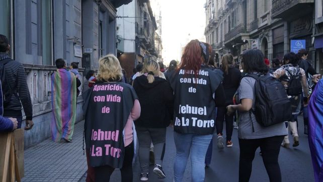 Entre otras consignas, en la marcha por el D&iacute;a del Orgullo se reclam&oacute; la aparici&oacute;n con vida de Tehuel.
