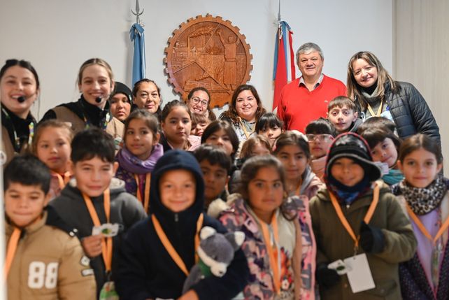 VGG como aula abierta: más de 700 alumnos de primaria recorrieron el Circuito Educativo Municipal