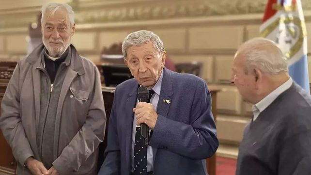 Menapace y Luis Landriscina fueron distinguidos en el Senado de Santa Fe