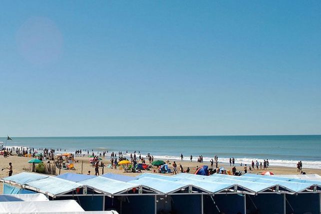 Tragedia en Gesell: tres muertos por la caída de un rayo