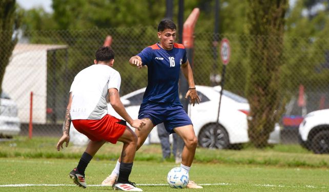Santiago Arduino. El delantero exRosario Central se sumó al equipo de Central Córdoba.