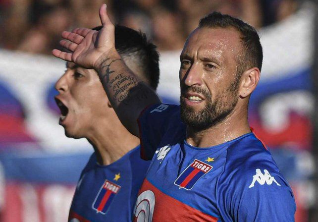Tigre ganaba 1 a 0 ante Chacarita por la Copa Argentina.
