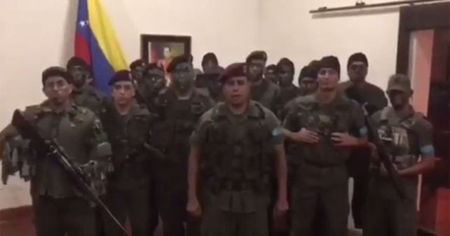 video. Los rebeldes emitieron un video. El que habla es un ex capitán expulsado en 2014.