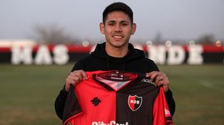 Salcedo ya es jugador de Newells.
