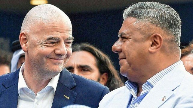 Claudio Tapia (Presidente de AFA) y Gianni Infantino (Presidente de FIFA).