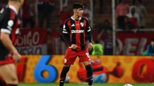 River se pone alerta: Totteham estaría tras los pasos del defensor Lautaro Rivero