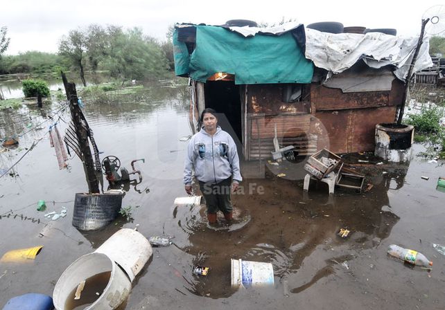 El proyecto incluye la edificación de 280 viviendas con una inversión total de $348 millones -$ 220 millones de Nación y $128 millones de Provincia y del Municipio