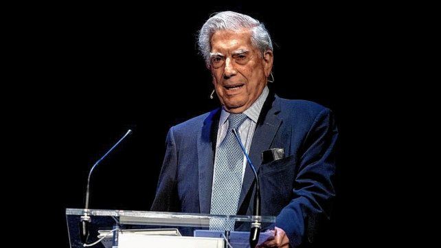 Mario Vargas Llosa fue dado de alta