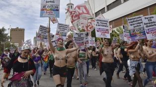 Encuentro de Mujeres debatió el aborto y la brecha con el varón