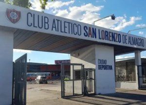 Tensión en San Lorenzo: la barra visitó al plantel durante el entrenamiento