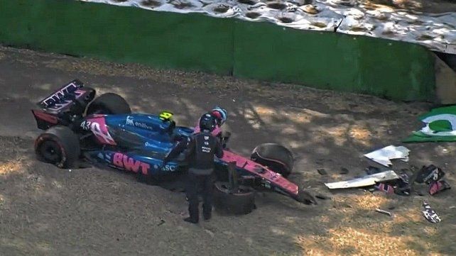 Franco Colapinto sufrió un fuerte accidente. Franco Colapinto sufrió un fuerte accidente.
