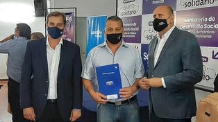Pedro Uliambre participó de la presentación del programa Banco Solidario
